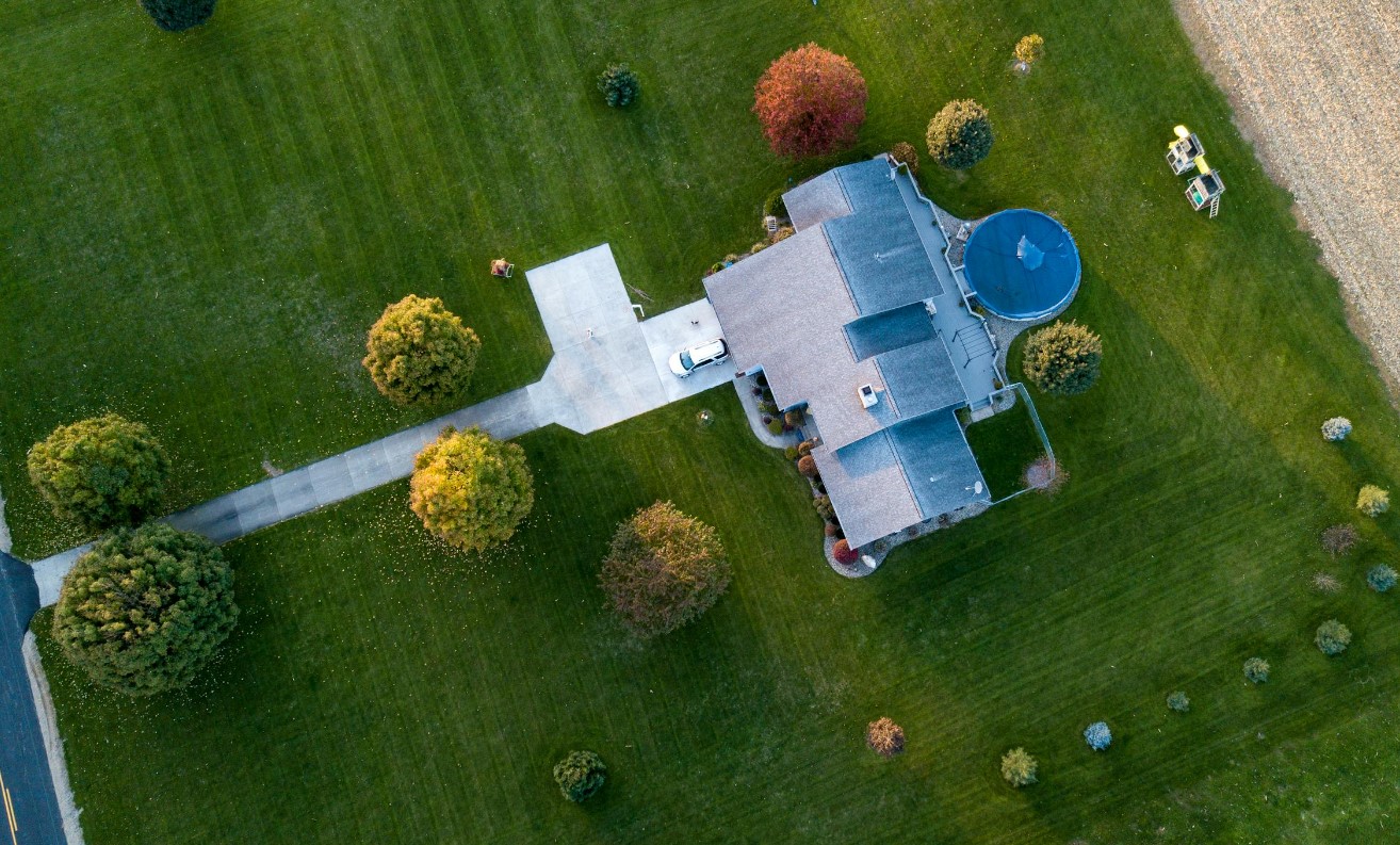 Can I Mow My Lawn on a Sunday or Bank Holiday?