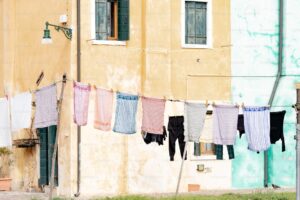 Why Dry Clothes Without a Tumble Dryer