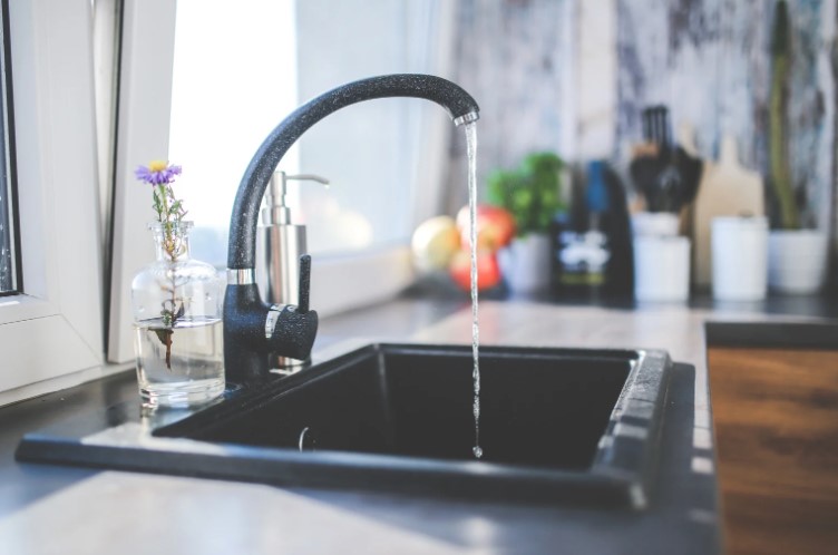 How To Unclog a Kitchen Sink With Standing Water