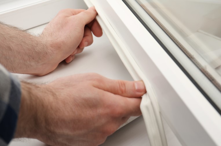 How to Inspect and Test Your Freezer Door Seal