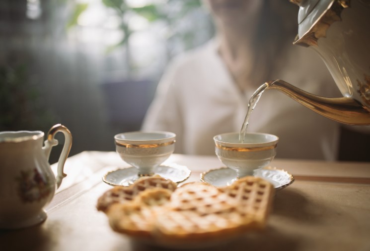 Step-by-Step Guide to Descaling a Tea Kettle