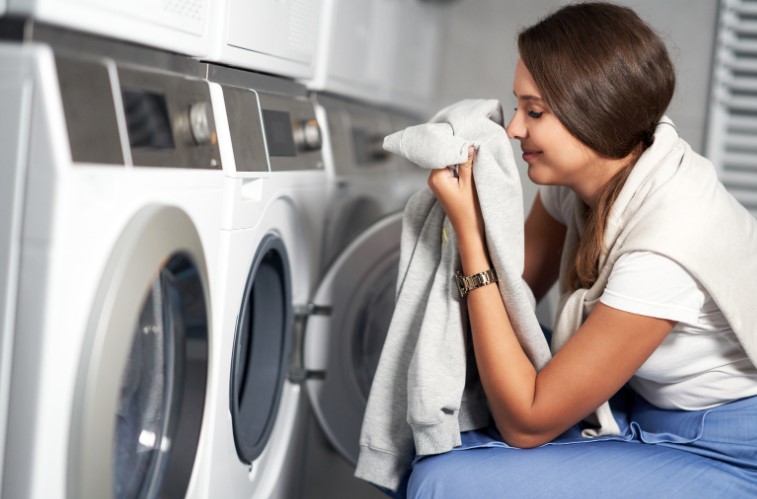 Step-by-Step Guide to Remove Stagnant Water Smell from Clothes